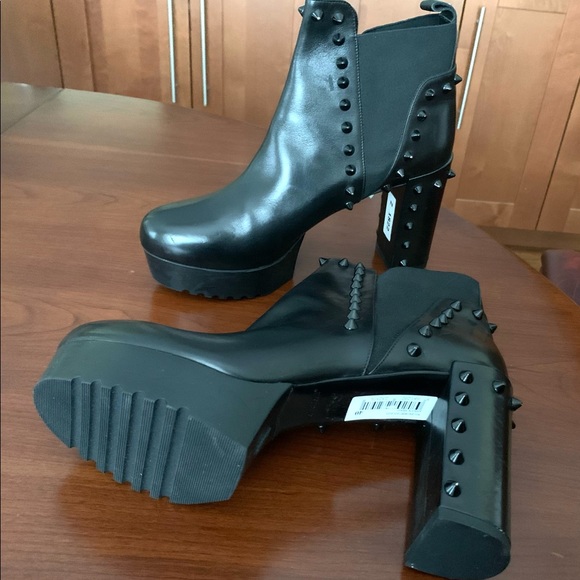Shiny Black Italian real leather boots with platform black spikes block heels 10 - Picture 7 of 11